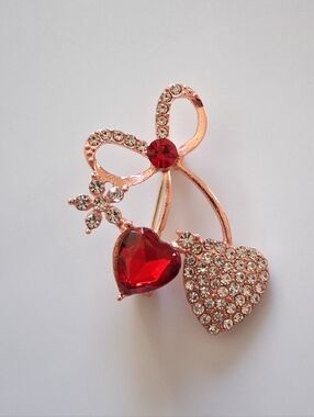 Rose Gold Heart & Bow Brooch